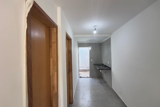 Cozinha de casa de condomínio para alugar com 2 quartos, 62m² em Jacarepaguá, Rio de Janeiro