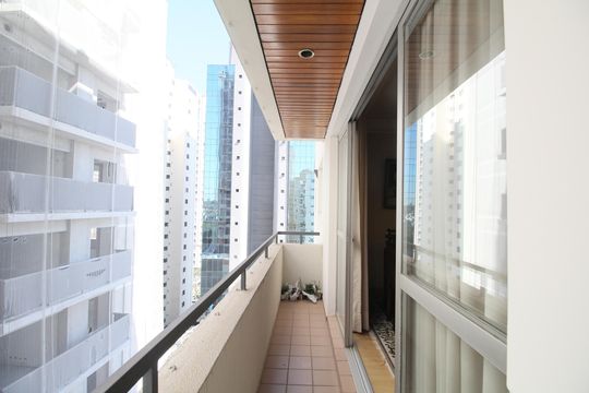 Varanda de apartamento à venda com 3 quartos, 107m² em Vila Progredior, São Paulo