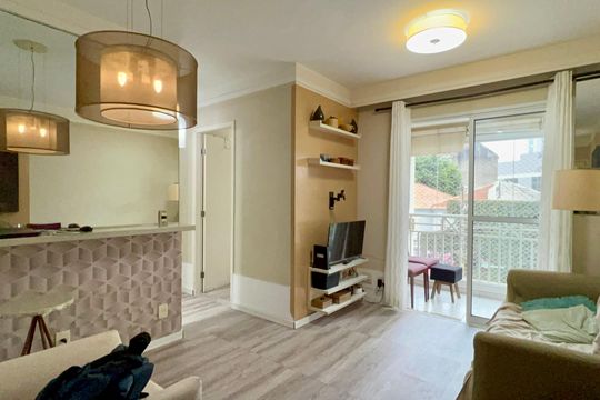 Sala de apartamento à venda com 2 quartos, 47m² em Pinheiros, São Paulo