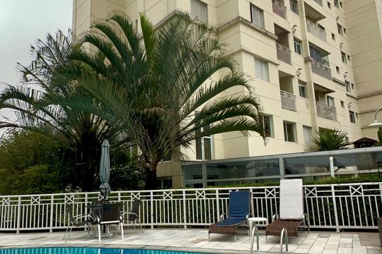 Fachada de apartamento à venda com 2 quartos, 47m² em Pinheiros, São Paulo