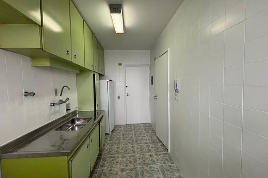 Cozinha de apartamento à venda com 3 quartos, 92m² em Vila Olímpia, São Paulo