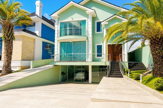 Casa de Condomínio para alugar com 4 quartos, 388m² em Neópolis, Gravataí