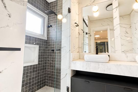 Banheiro 2 de casa de condomínio para alugar com 4 quartos, 274m² em Centro, Gravataí