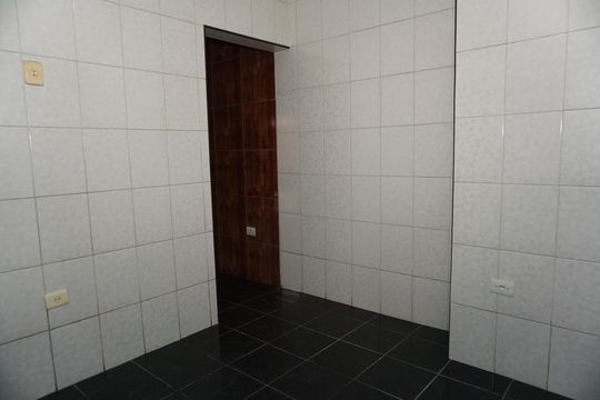 Cozinha de casa para alugar com 1 quarto, 60m² em Jardim Altos do Taboao, Embu das Artes