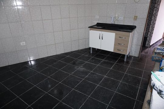 Cozinha de casa para alugar com 1 quarto, 60m² em Jardim Altos do Taboao, Embu das Artes