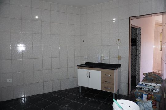 Cozinha de casa para alugar com 1 quarto, 60m² em Jardim Altos do Taboao, Embu das Artes