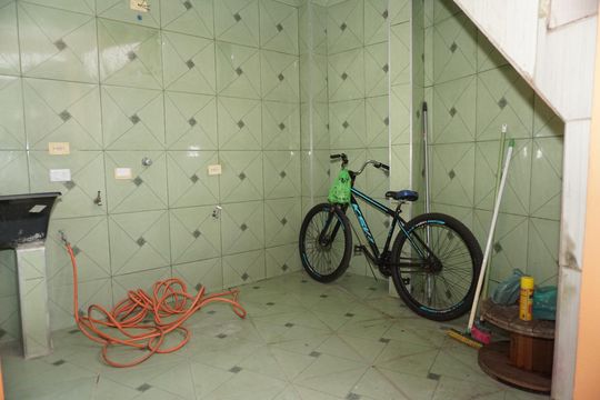 Lavanderia de casa para alugar com 1 quarto, 60m² em Jardim Altos do Taboao, Embu das Artes