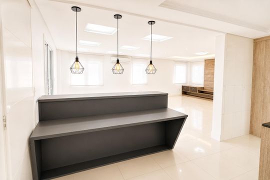 Sala de casa de condomínio para alugar com 3 quartos, 230m² em Neópolis, Gravataí