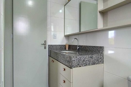 Banheiro de apartamento para alugar com 1 quarto, 70m² em Freitas, Sapucaia do Sul