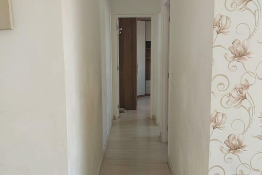 Corredor de apartamento para alugar com 2 quartos, 60m² em Ferrazópolis, São Bernardo do Campo