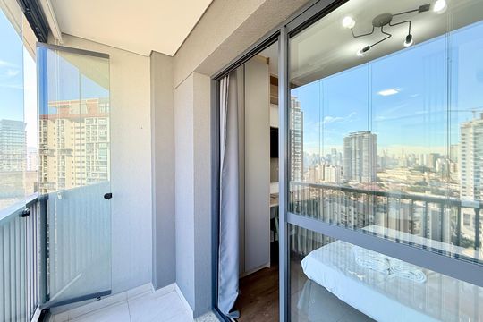 Sacada de kitnet/studio para alugar com 1 quarto, 21m² em Jardim das Acacias, São Paulo