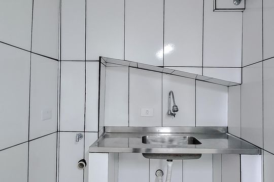 Cozinha de kitnet/studio para alugar com 1 quarto, 20m² em Cambuci, São Paulo
