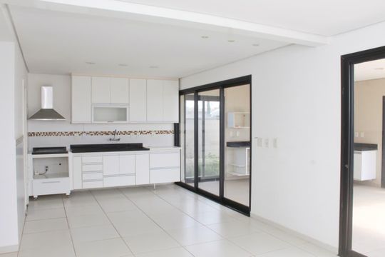 Cozinha de casa para alugar com 3 quartos, 260m² em Swiss Park, Campinas