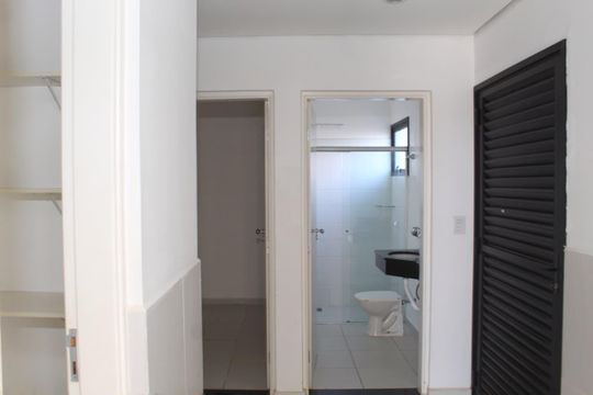 Corredor de casa para alugar com 3 quartos, 260m² em Swiss Park, Campinas