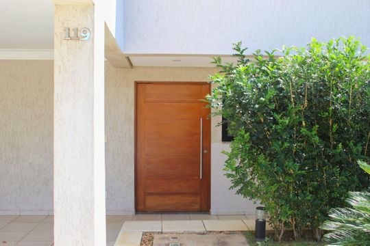 Área externa de casa para alugar com 3 quartos, 260m² em Swiss Park, Campinas