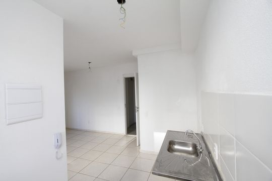 Cozinha de apartamento à venda com 2 quartos, 50m² em Buritis, Belo Horizonte
