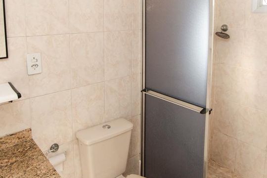 Banheiro de apartamento para alugar com 2 quartos, 65m² em Vila Medeiros, São Paulo