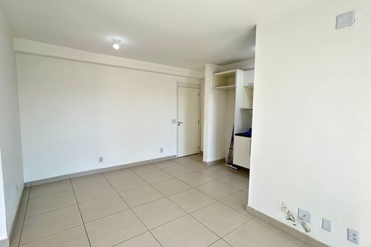 Sala de apartamento para alugar com 2 quartos, 61m² em Vila Endres, Guarulhos