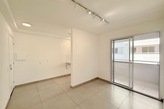 Apartamento para alugar com 2 quartos, 59m² em Várzea de Baixo, São Paulo