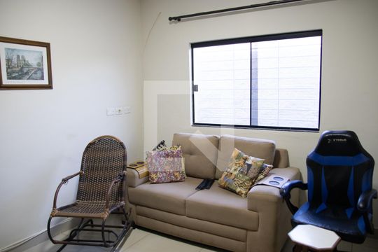 Suíte 01 de casa à venda com 4 quartos, 250m² em Setor Leste Vila Nova, Goiânia