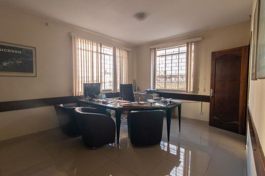 Quarto 2 Suite de casa à venda com 3 quartos, 320m² em Centro, Curitiba
