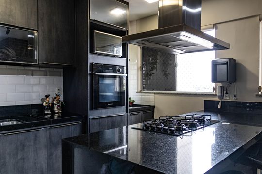 Cozinha de apartamento à venda com 2 quartos, 55m² em Estrela do Oriente, Belo Horizonte