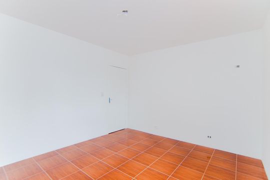 Quarto 1 de casa à venda com 2 quartos, 133m² em Vila Zanardi, Guarulhos