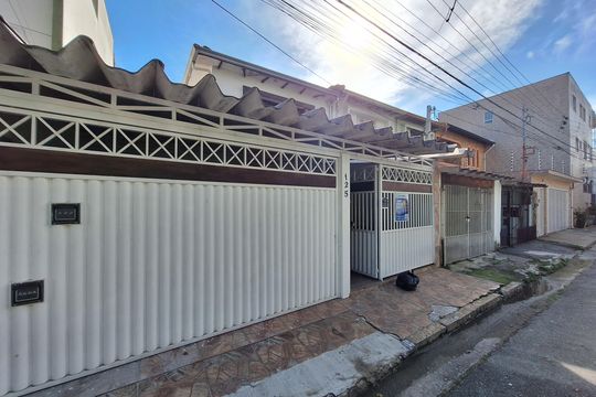Fachada de kitnet/studio para alugar com 1 quarto, 25m² em Casa Branca, Santo André