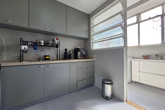 Cozinha  de apartamento à venda com 4 quartos, 165m² em Gutierrez, Belo Horizonte