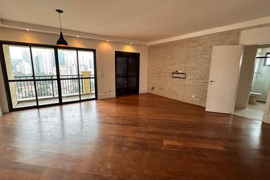 Apartamento para alugar com 3 quartos, 138m² em Brooklin, São Paulo