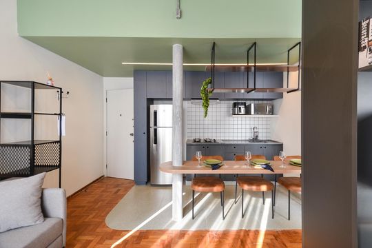 Sala Ambientes de apartamento para alugar com 1 quarto, 30m² em Santo Agostinho, Belo Horizonte