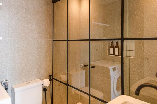 Banheiro  de apartamento para alugar com 1 quarto, 30m² em Santo Agostinho, Belo Horizonte