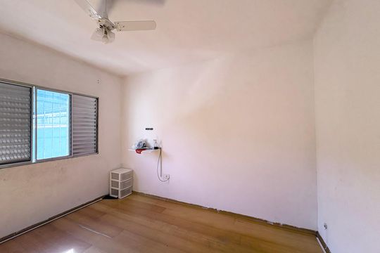Quarto 1 de casa para alugar com 2 quartos, 91m² em Vila Nina, São Paulo