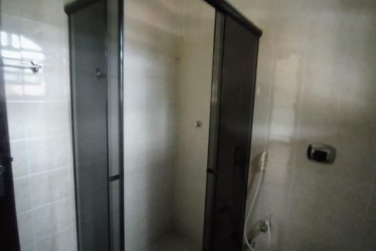 Banheiro da Suíte de casa para alugar com 3 quartos, 160m² em Eldorado, Maricá