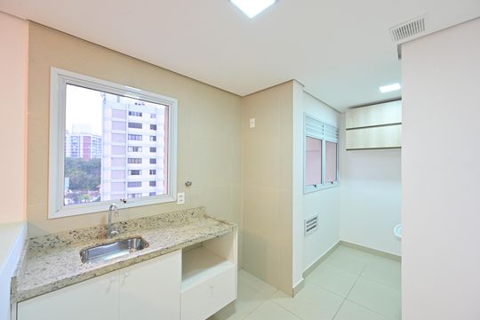 Cozinha de apartamento à venda com 2 quartos, 69m² em Vila Mariana, São Paulo