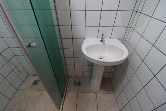 Banheiro  de apartamento para alugar com 2 quartos, 49m² em Ipiranga, Ribeirão Preto