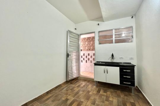 Sala/Cozinha de casa para alugar com 1 quarto, 50m² em Vila Santa Catarina, São Paulo