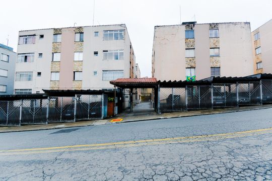 Fachada do Prédio de apartamento à venda com 1 quarto, 48m² em Cocaia, Guarulhos