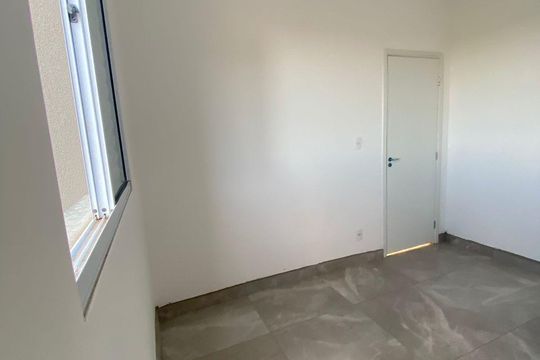 Quarto de apartamento à venda com 2 quartos, 51m² em Loteamento Gleba A1, Sumaré