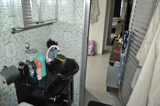 Banheiro de apartamento para alugar com 2 quartos, 60m² em Riachuelo, Rio de Janeiro
