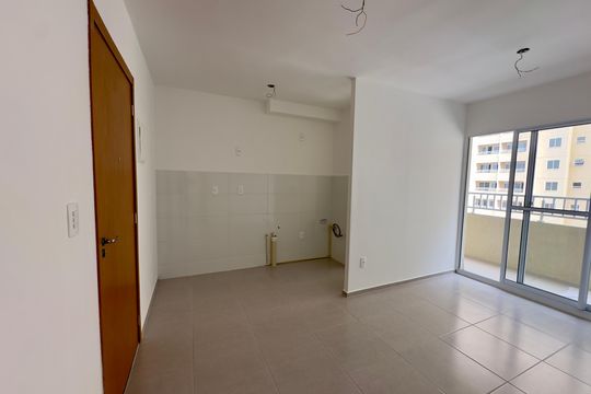Sala & Cozinha de apartamento à venda com 2 quartos, 47m² em Bairro Alto, Curitiba