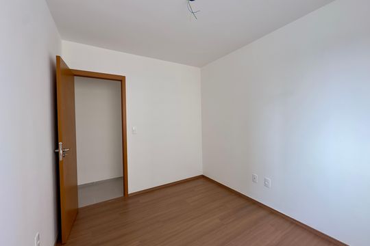 Quarto 1 de apartamento à venda com 2 quartos, 47m² em Bairro Alto, Curitiba