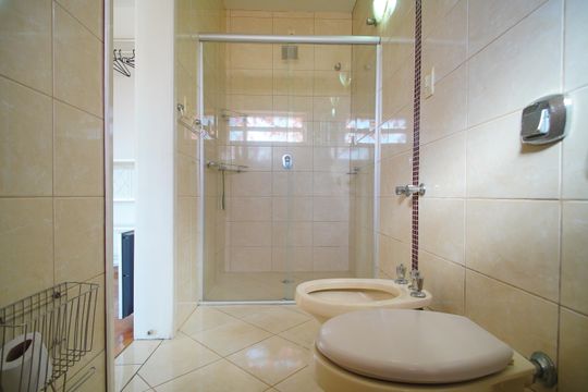Banheiro da Suíte de casa para alugar com 4 quartos, 208m² em Rondônia, Novo Hamburgo