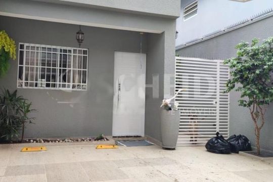 Casa à venda com 3 quartos, 264m² em Vila Congonhas, São Paulo
