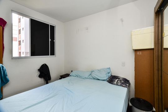 Quarto 1 de apartamento para alugar com 2 quartos, 49m² em Lagoinha, Belo Horizonte