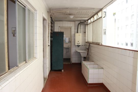 Área de serviço de apartamento à venda com 3 quartos, 220m² em Higienópolis, São Paulo