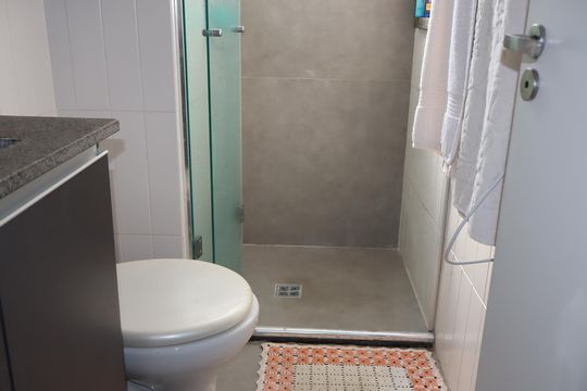 Banheiro de apartamento à venda com 2 quartos, 44m² em Vila Prudente, São Paulo