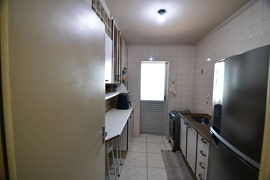 Cozinha de apartamento à venda com 2 quartos, 66m² em Vila Industrial (campinas), Campinas