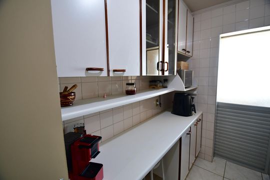 Cozinha de apartamento à venda com 2 quartos, 66m² em Vila Industrial (campinas), Campinas