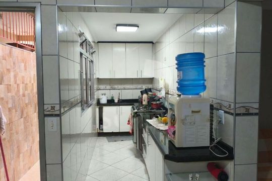 Casa à venda com 5 quartos, 200m² em Cidade Dutra, São Paulo